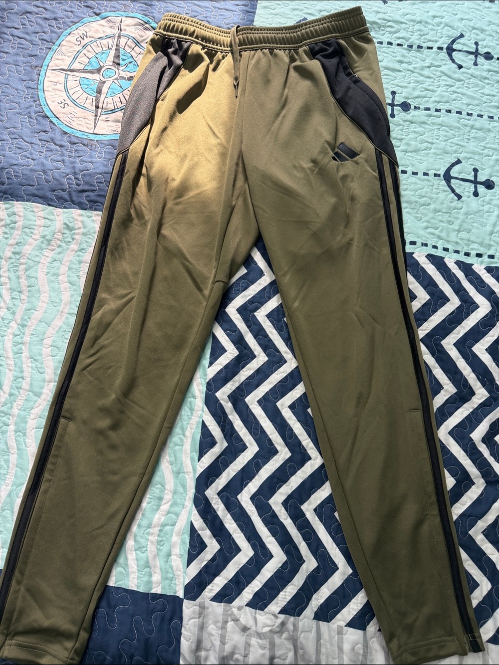 Men's Adidas Olive Green Athletic Track Pants Size medium